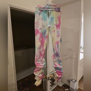 Daisy tie die scrunch jeans